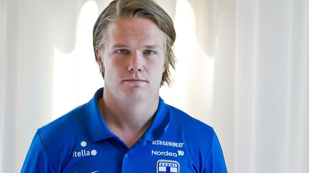 Suomen miesten jalkapallomaajoukkueen eli Huuhkajien paidasta tuttu Petteri Forsell teki upean debyytin Puolan pääsarjassa perjantaina.