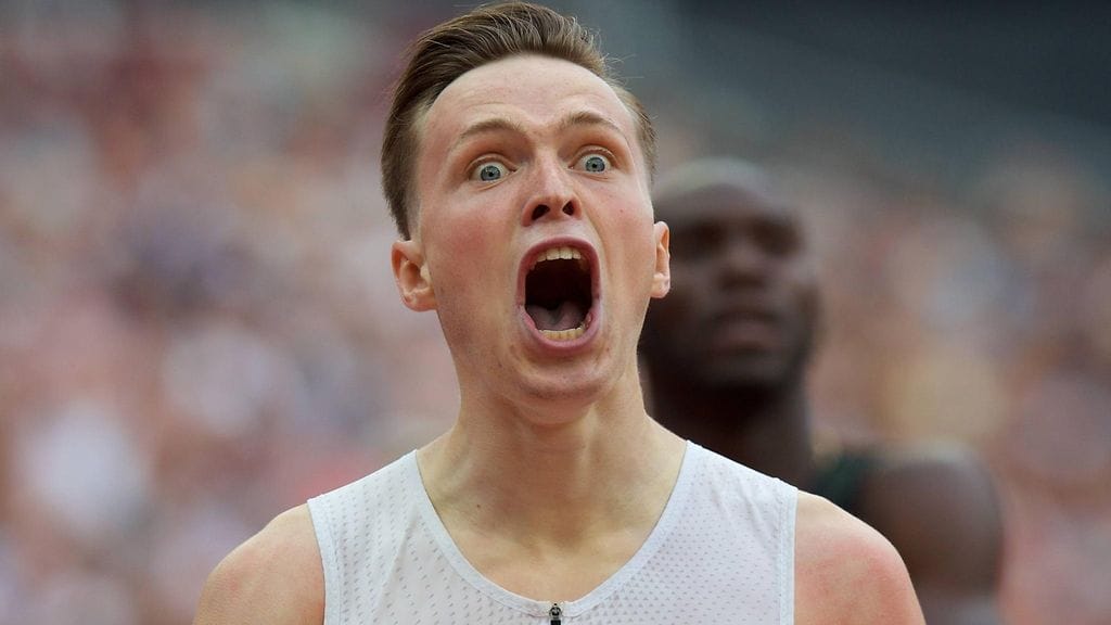 Karsten Warholm aitoi uuden ennätyksensä Lontoossa.