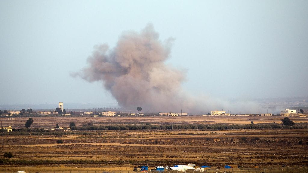 Israelin armeija on ampunut alas syyrilaiskoneen Golanin kukkoloiden alueella.