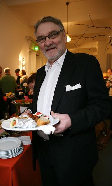 Jukka Virtanen kustannusosakeyhtiö Teoksen juhlissa tammikuu 2008