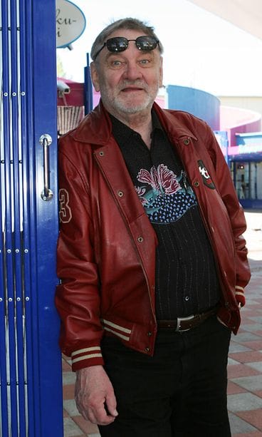 Jukka Virtanen Lauluja lapsilta -sanoituskilpailun tuomaristossa toukokuu 2006