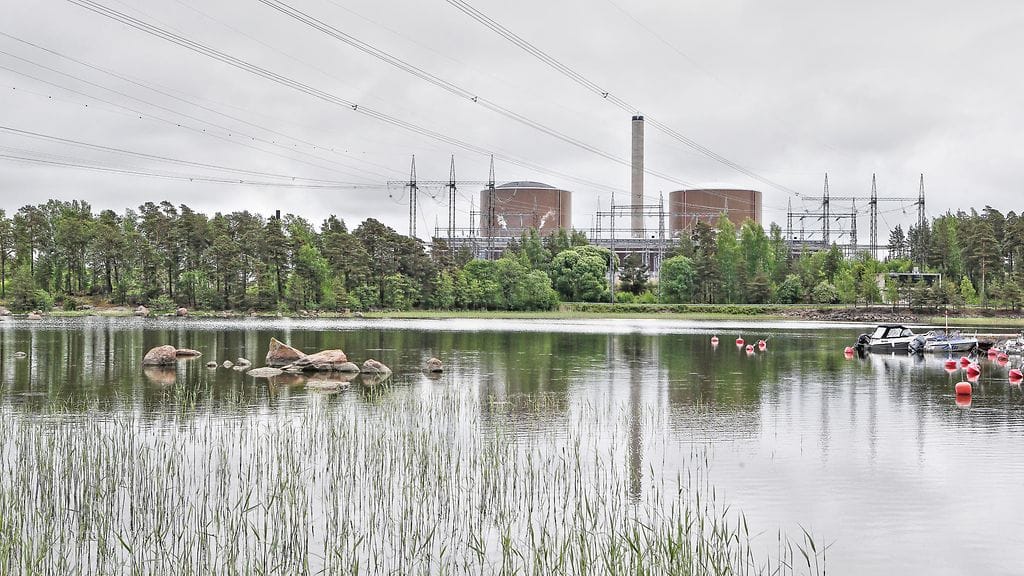 Fortumin mukaan kakkosyksikölle tehdään lyhyt vuosihuolto ja ykkösyksikölle laaja nelivuotisvuosihuolto.