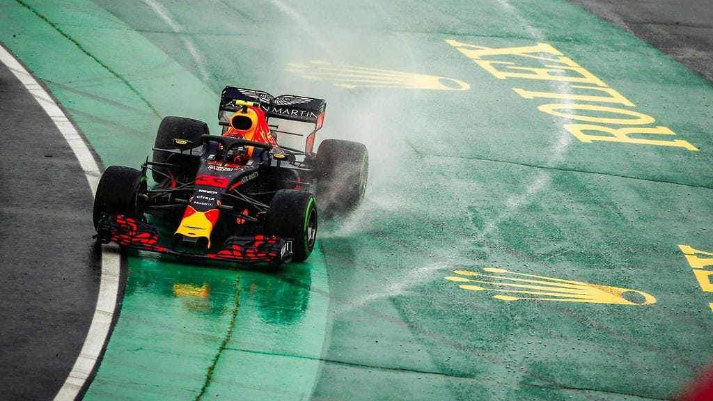 Red Bullin Max Verstappen joutui tuomariston kuultavaksi.