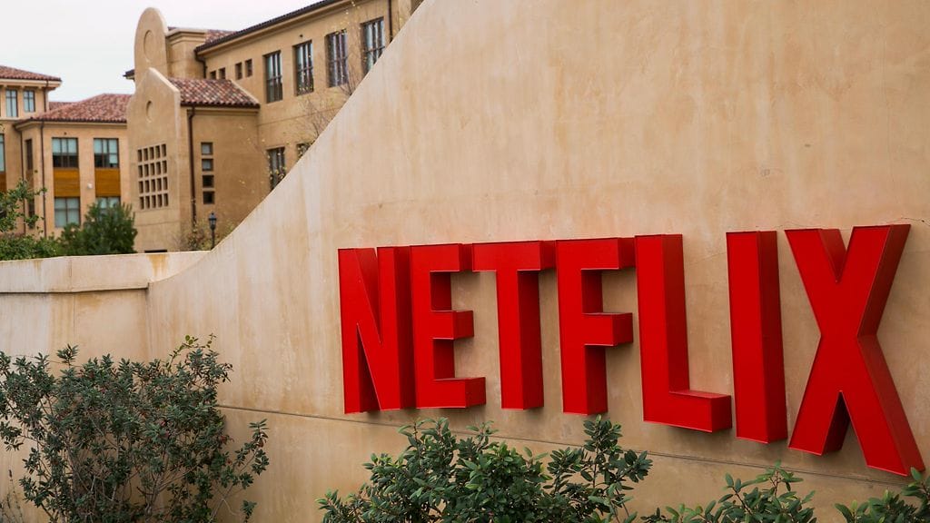 Ihmisoikeusjärjestöjen mukaan Netflixin päätös saattaa helpottaa ilmaisunvapauden rajoittamista Saudi-Arabiassa.