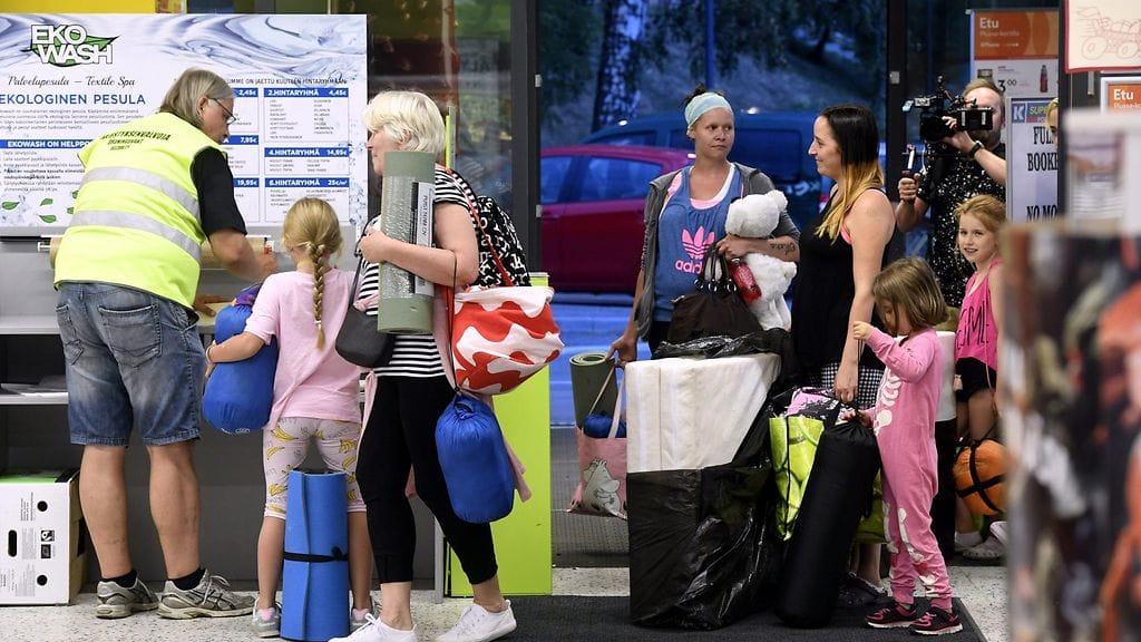 k-supermarket haaga helle yöpyminen