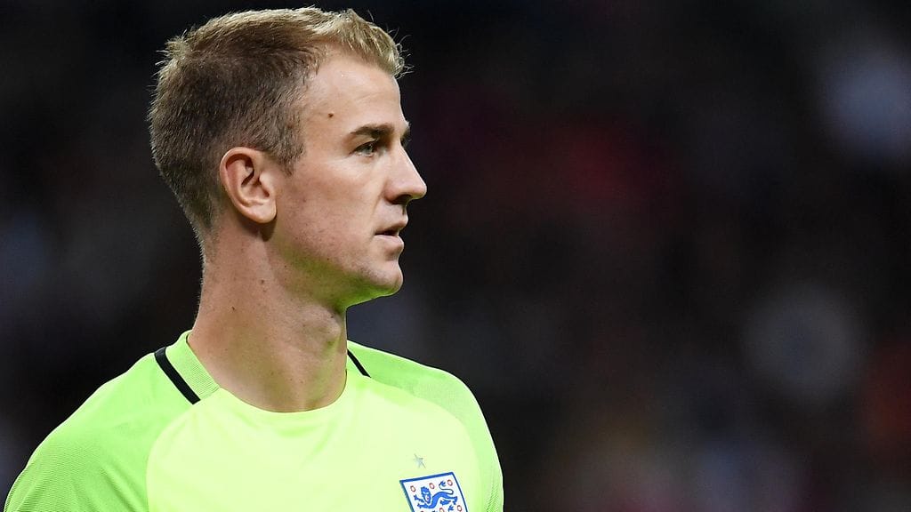 Englannin maajoukkueen pitkäaikainen ykkösvahti Joe Hart siirtyy Manchester Citystä Burley'n riveihin.