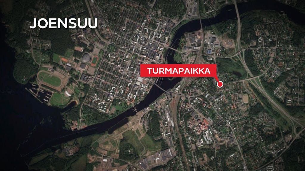 Onnettomuus sattui eilen iltapäivällä noin kello neljän aikaan Niinivaarassa Karjalankadun ja Sortavalankadun risteyksessä.