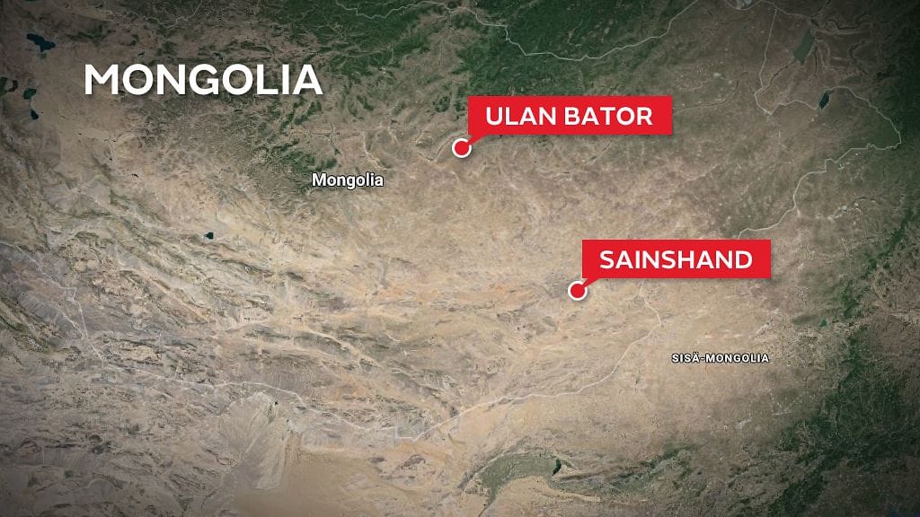Juna liikennöi Sainshandin ja Ulan Batorin välillä.