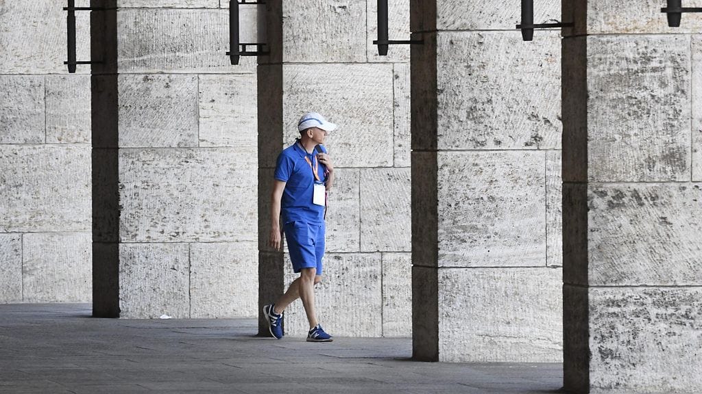 Suomen urheiluliiton valmennusjohtaja Jorma Kemppainen puhui 2-4 mitalin tavoitteesta Berliinin EM-kisoissa. Puheet menivät haihattelun puolelle.