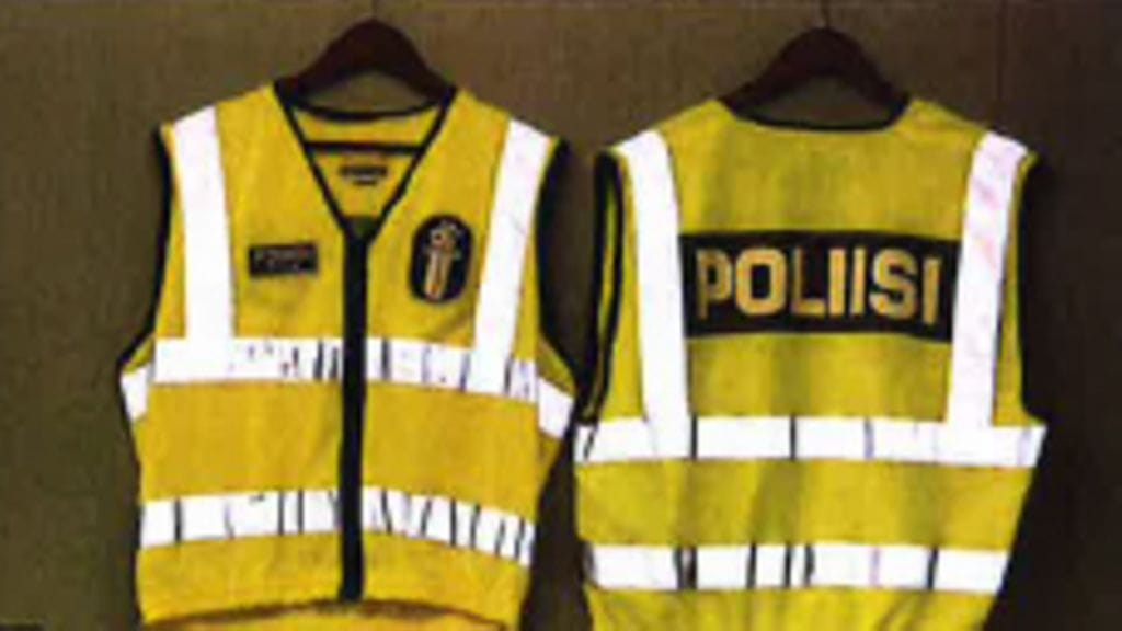 Mies tekeytyi poliisiksi 2