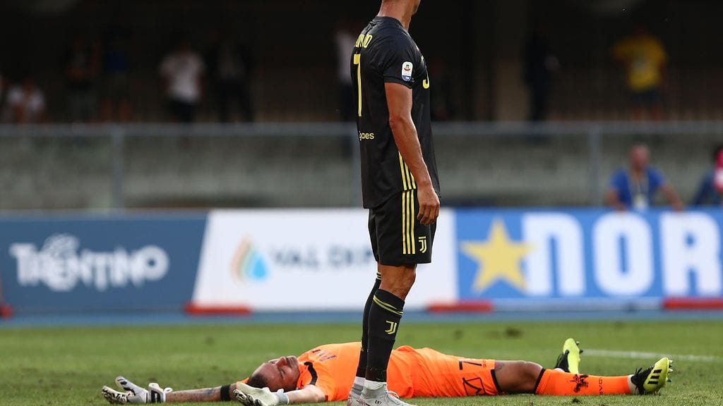 Cristiano Ronaldo ja Stefano Sorrentino