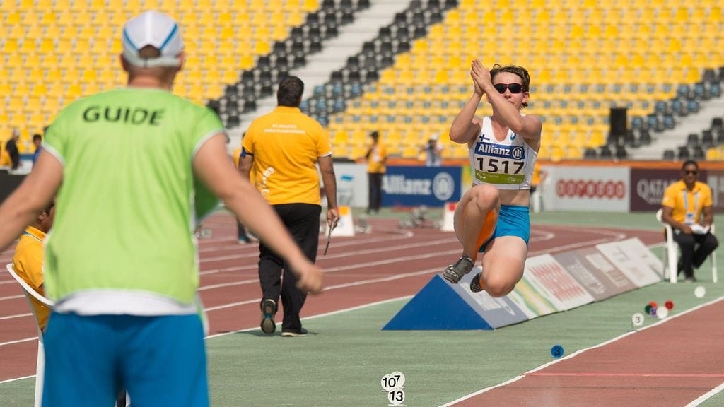 Pituushyppääjä Ronja Ojan paljastus paralympiaurheilijoiden omavastuumaksoista on johtanut ihmettelyaaltoon.
