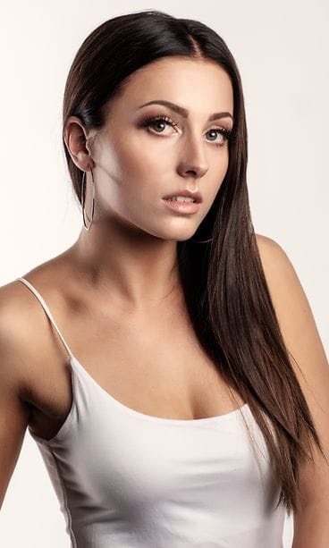 3. Alicia Bärlund kasvo