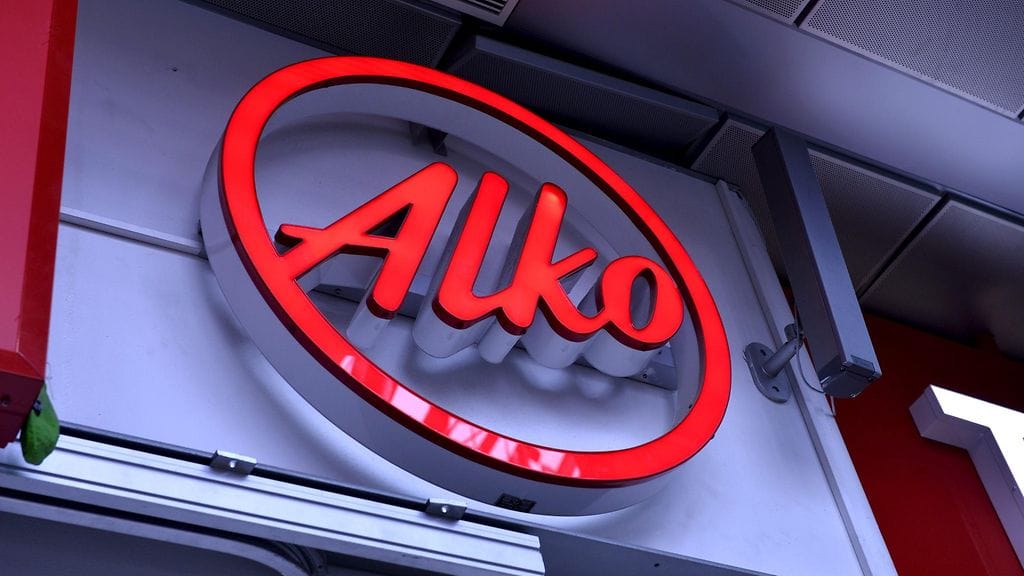 Alkon ostojohtajan mukaan kesä ei nosta halpojen viinien menekkiä.