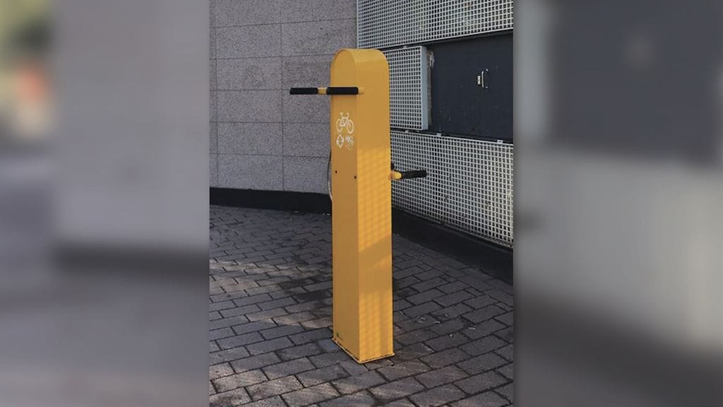 Syksyn aikana kuvan kaltaisia huoltopukkeja asennetaan kaikille kantametron asemille.