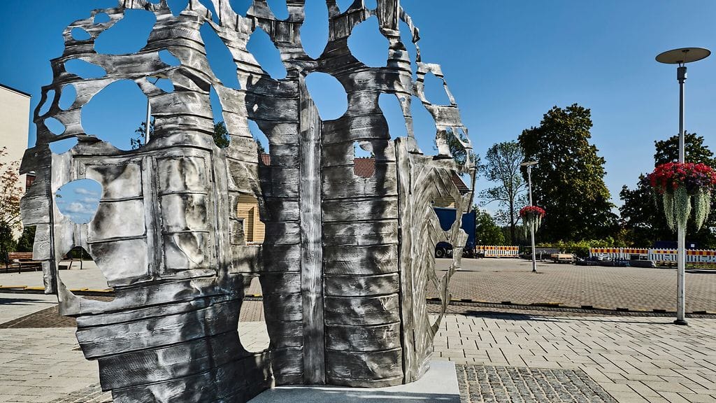 eppu normaali patsas (2)