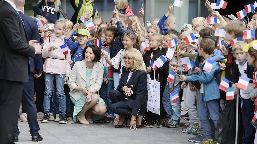 mACRON nIINISTÖ rouvat