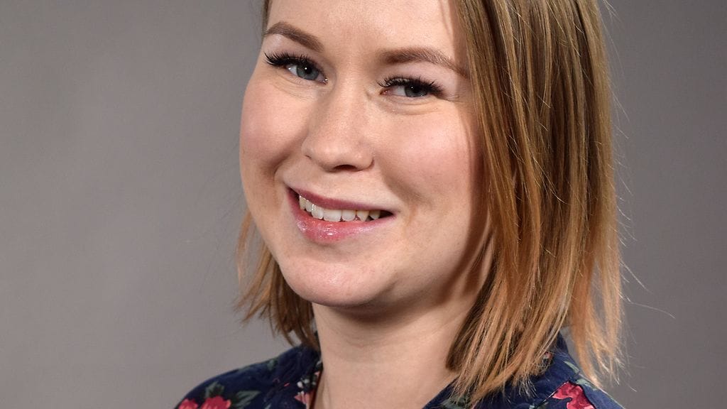 Sini etsii rakkautta Ensitreffit alttarilla -ohjelmassa.