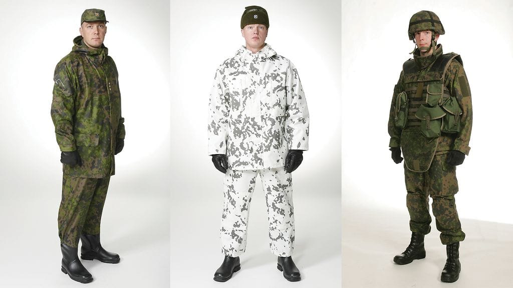 Tältä näyttävät puolustusvoimien käytössä olevat M05 ja M06 taisteluasut. Yhteispohjoismaisessa hankinnassa kuosit pysyvät edelleen samoina.