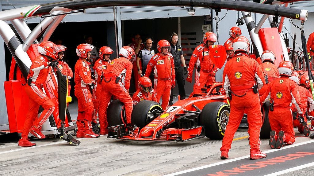 Kimi Räikkönen otettiin ajoissa sisään Italian GP:ssä.