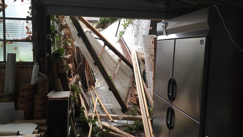 japani ise-shi sinna nakagita jebi-taifuuni taifuuni