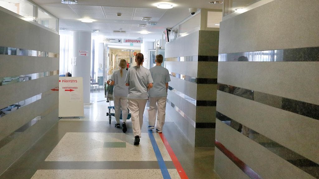 Lyhytaikaisista sairauslomista osa johtuu flunssien ja vatsatautien kaltaisista epidemioista, mutta osassa sairauspoissaoloista taustalla on liian kova työkuorma.