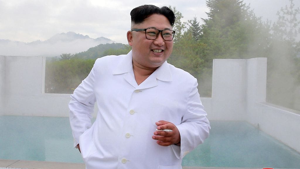 Kimin juna ylitti Kiinan vastaisen rajan lauantai-iltana ja saapui rajakaupunki Dandongiin yhdeksältä paikallista aikaa.