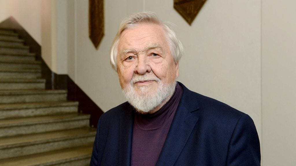 Eskola tunnettiin suomalaisen sosiaalipsykologian uranuurtajana.