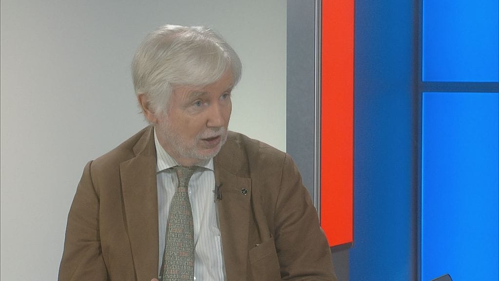 Pitkän linjan demarivaikuttaja Erkki Tuomioja muisteli MTV Uutisille edesmennyttä ystäväänsä.
