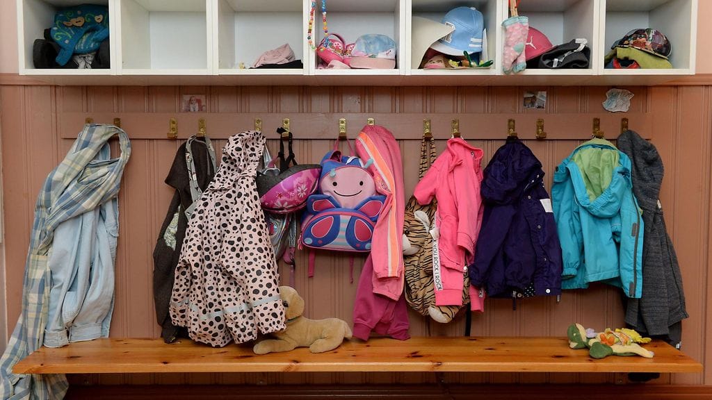 Kuvituskuva. Kaarinan Piikkiössä katosi tänään aamupäivällä pieni lapsi päiväkodista.