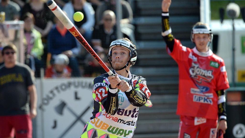 Joensuun Maila avasi miesten Superpesiksen finaalit voitolla sunnuntaina Kouvolassa.