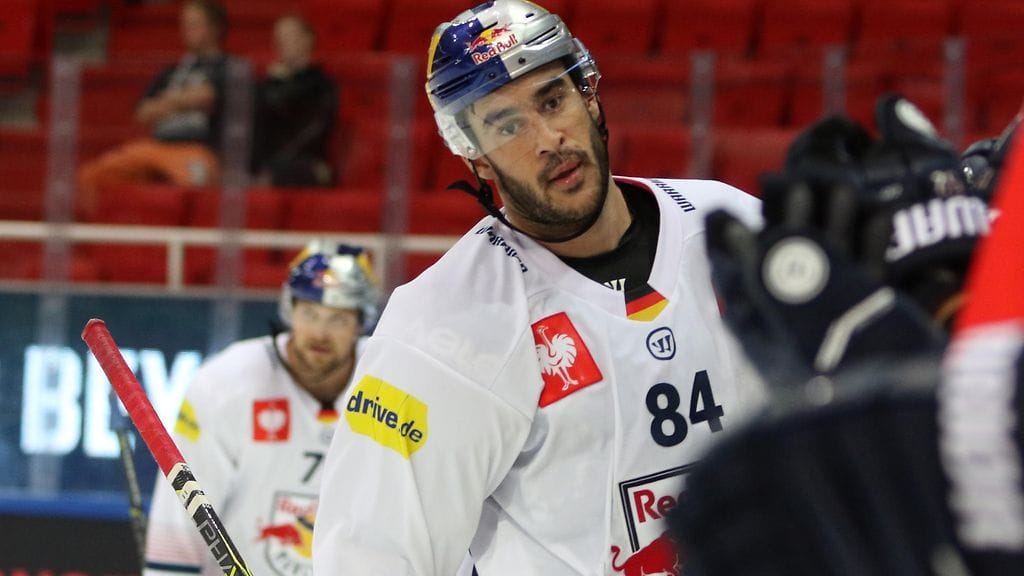 Energiajuomajätti Red Bull on näyttävästi mukana myös kansainvälisessä jääkiekossa. Jääkiekon CHL:ssä pelaa muun muassa Red Bull München, joka vieraili vasta Turussa.