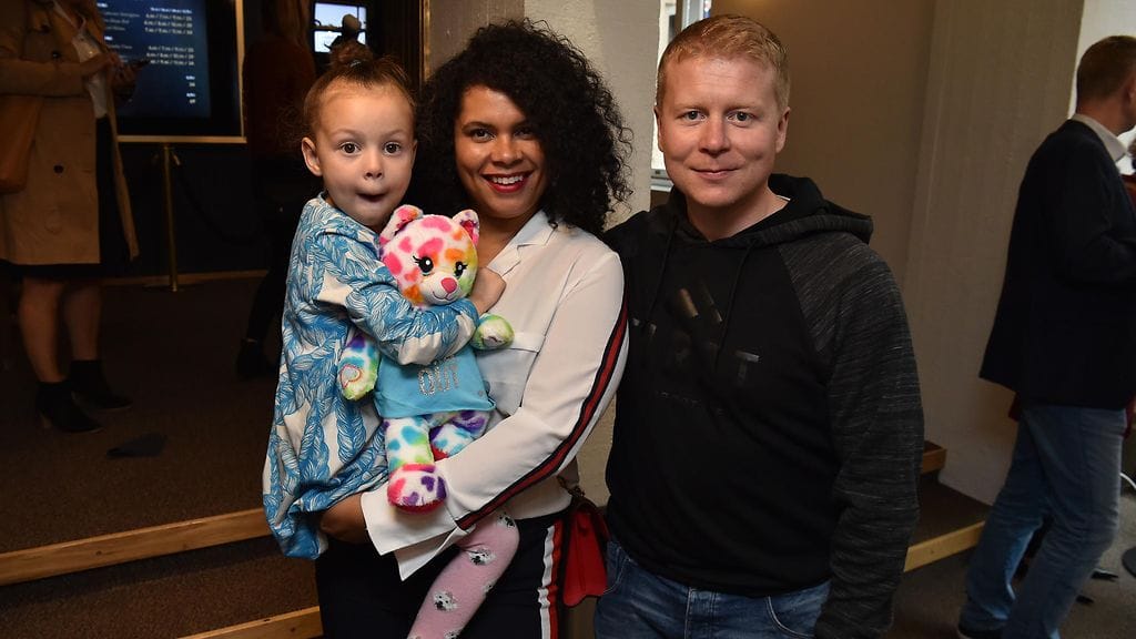 Minttu ja Sampo Kaulasella on yksi yhteinen tytär, Rianna.