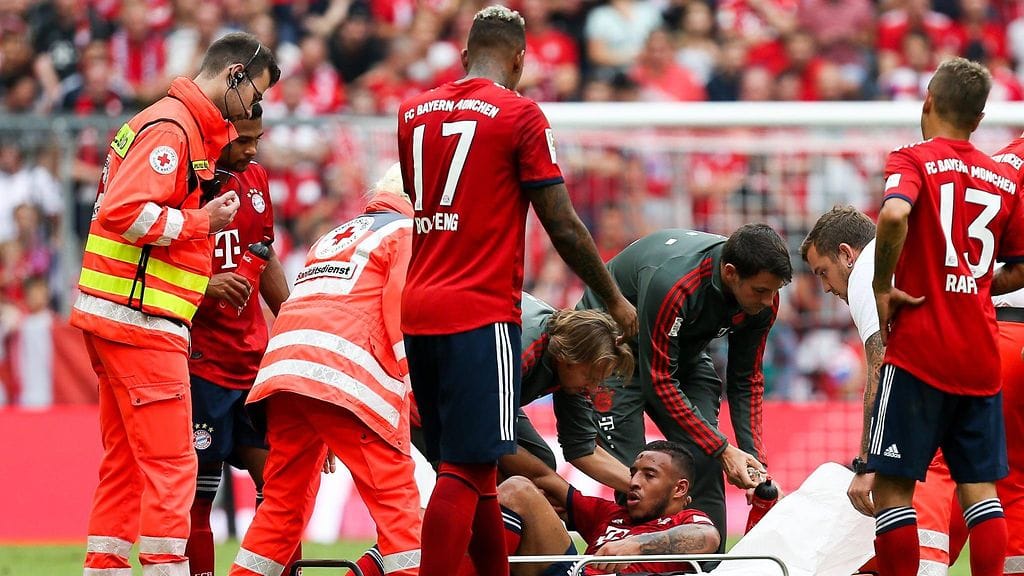 Corentin Tolisso loukkaantui lauantaina Leverkusenia vastaan.