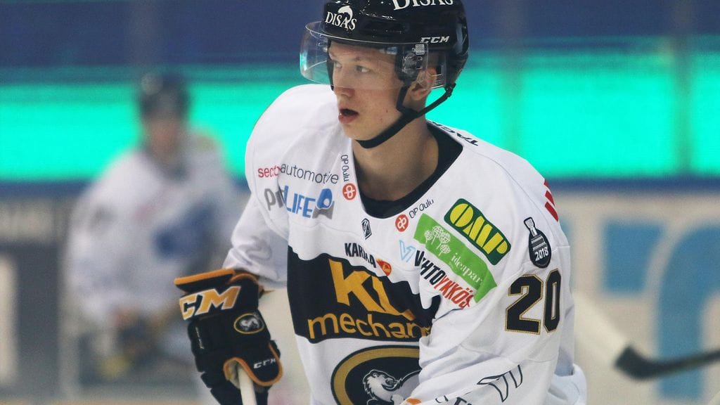 Aleksi Heponiemi teki liigauransa avausmaalin.