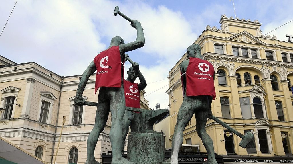 Suomessa Nälkäpäiväkeräyksen varoja käytetään muun muassa tulipalojen uhrien auttamiseen.