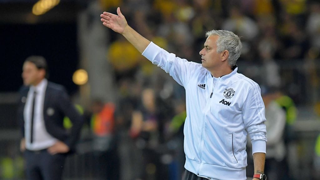 Jose Mourinho ei piilotellut mielipidettään keskiviikon pelialustasta.