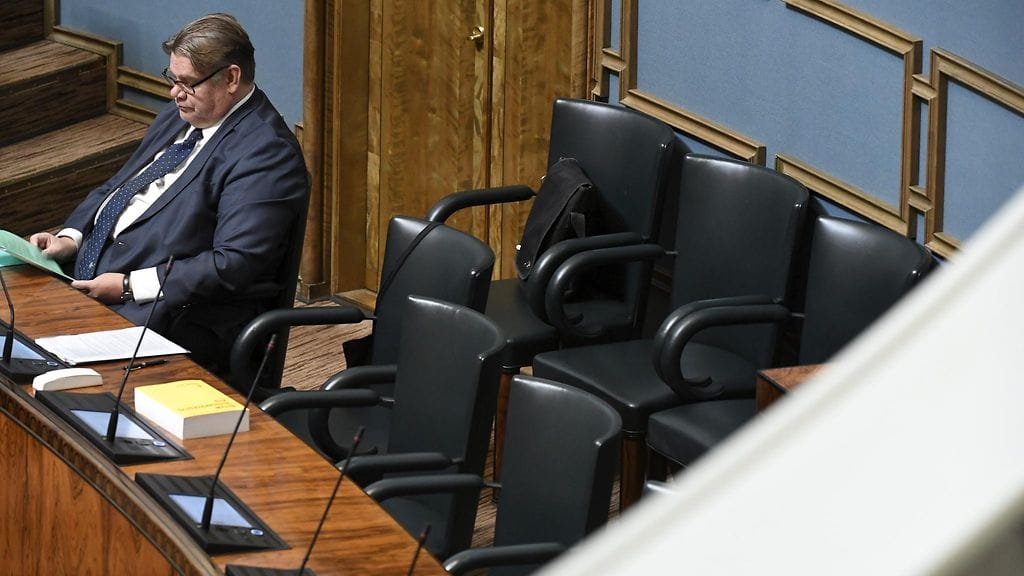 Äänestys Soinin luottamuksesta on jo ehtinyt herättää eripuraa hallituspuolue kokoomuksessa.