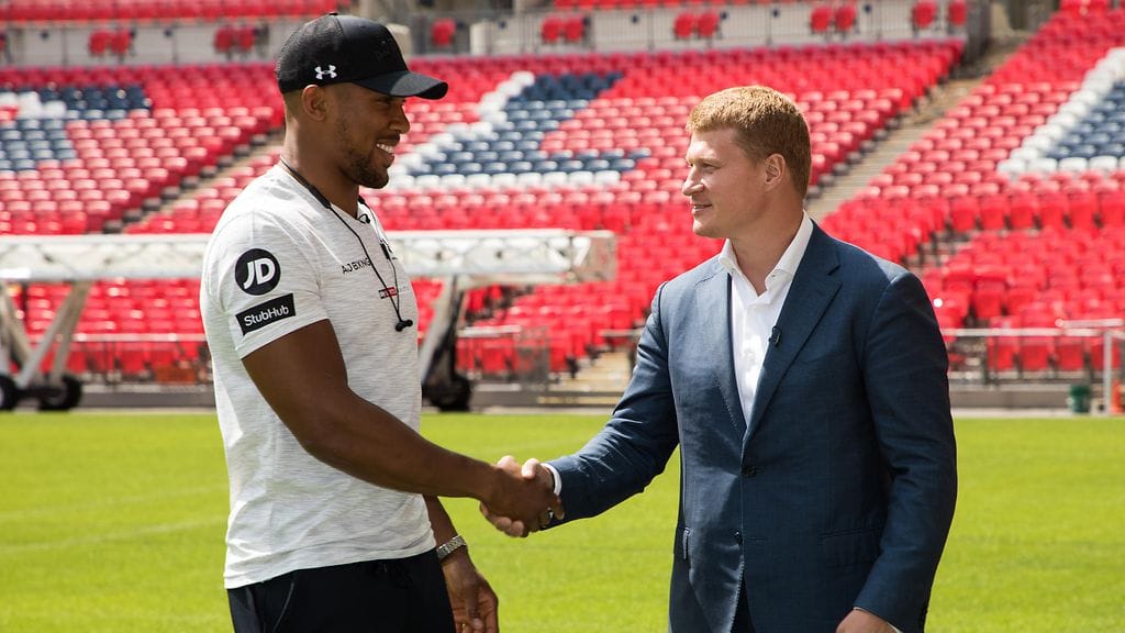 Anthony Joshua ja Aleksandr Povetkin kohtaavat lauantaina Wembleyllä.