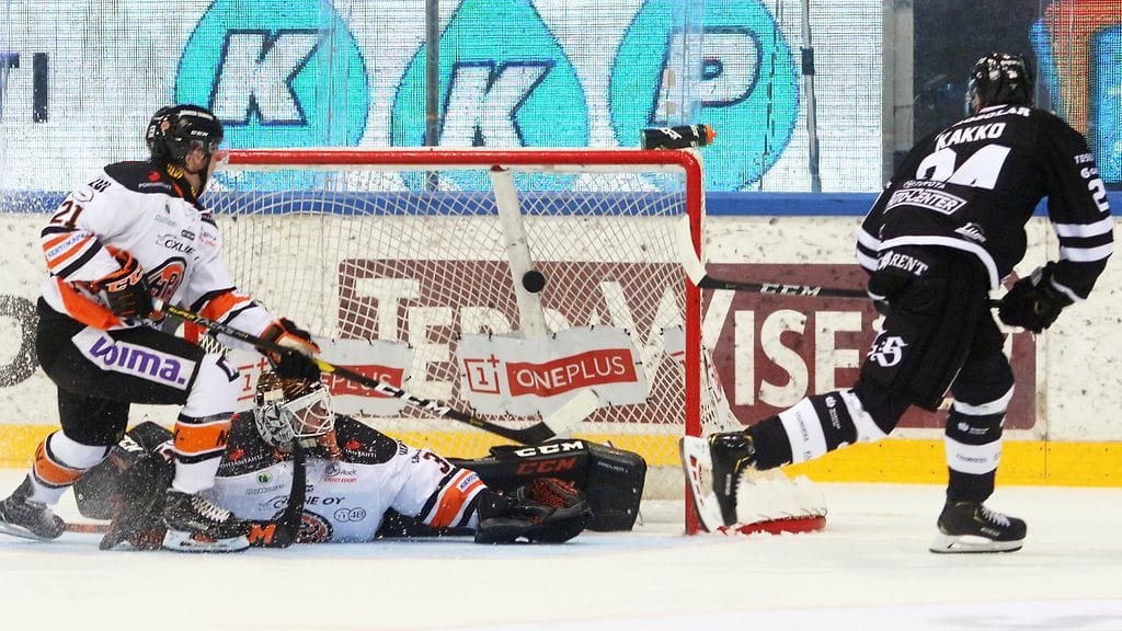 Kaapo Kakko on heiluttanut maaliverkkoja lyhyellä mailallaan alkukauden aikana SM-liigassa.