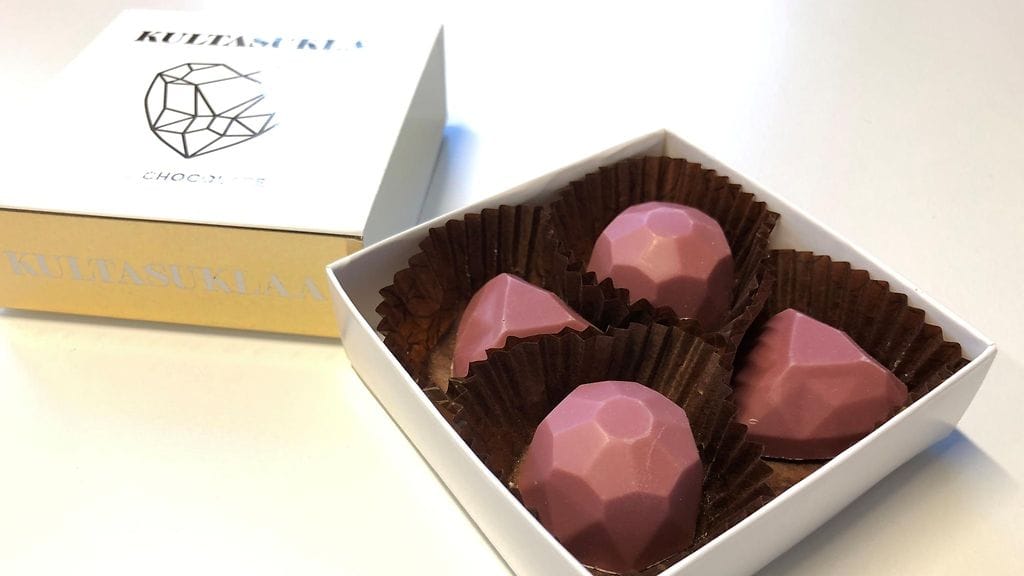 Ainutlaatuista vaaleanpunaista suklaata saa nyt Suomesta.
