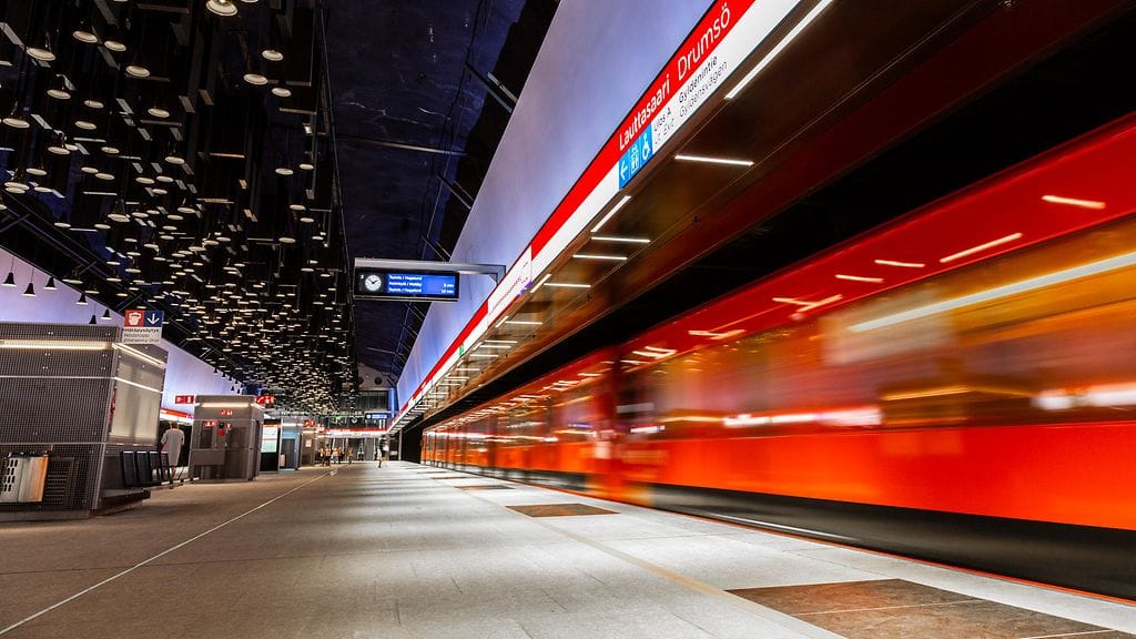 HKL:n mukaan ajamatta jäävät muun muassa ne raitio- ja metroliikenteen lähdöt, joihin ei riitä sairastuneiden kuljettajien tilalle varakuljettajia.