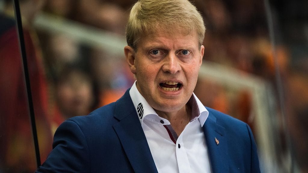 Jukka Rautakorpi suomi kovin sanoin SM-liigan tilannehuoneen ratkaisua.