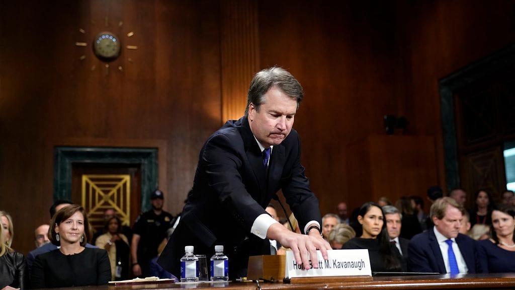 Brett Kavanaugh oikeuskomitean kuultavana.
