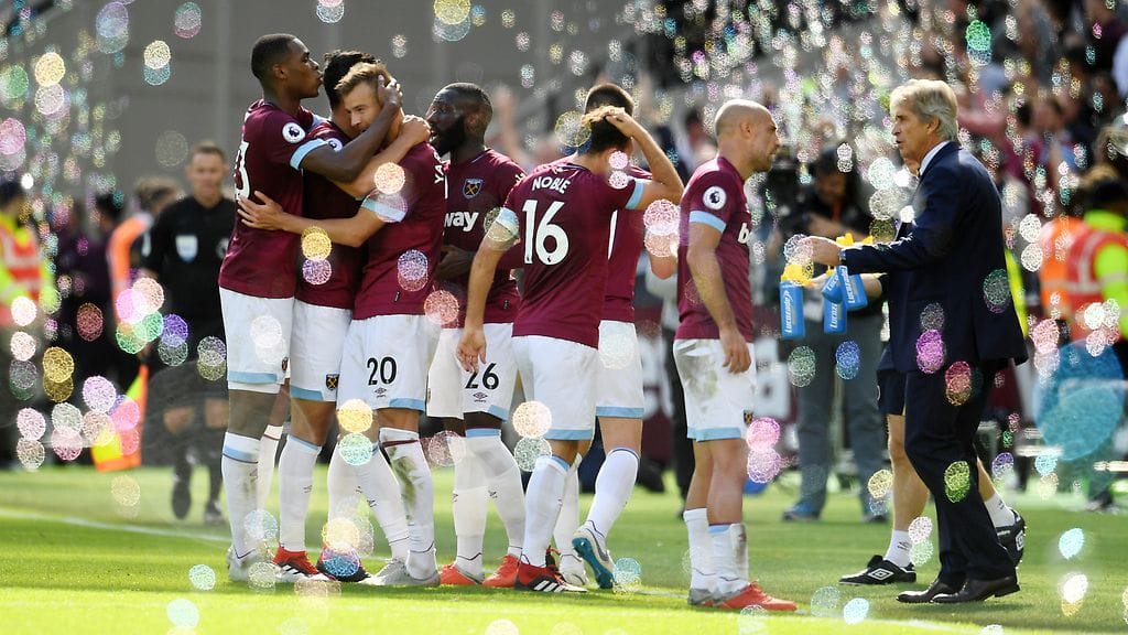 West Ham kaatoi Manchester Unitedin Valioliigassa.