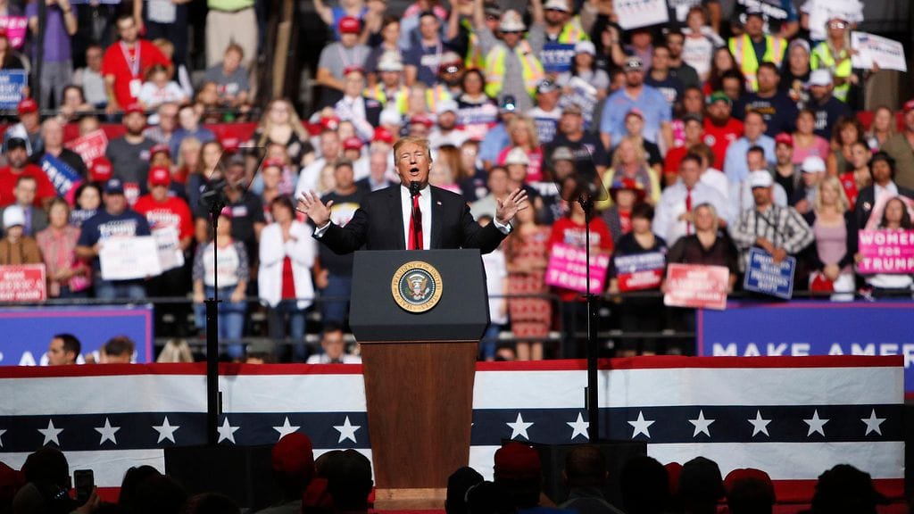 Useat yhdysvaltalaismediat ovat ilmoittaneet, ettievät ne enää julkaise presidentti Donald Trumpin kampanjan laatimaa videota.
