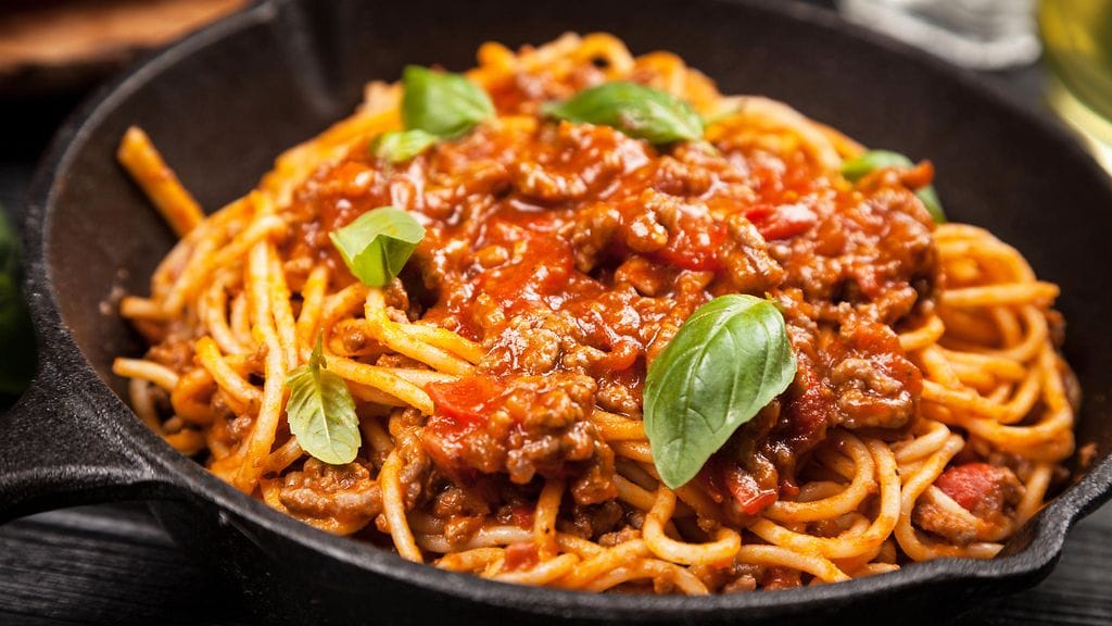 Vegaani-somevaikuttajan spagetti bolognese ei aivan vastannut alkuperäistä tuotosta. Kuvituskuva.