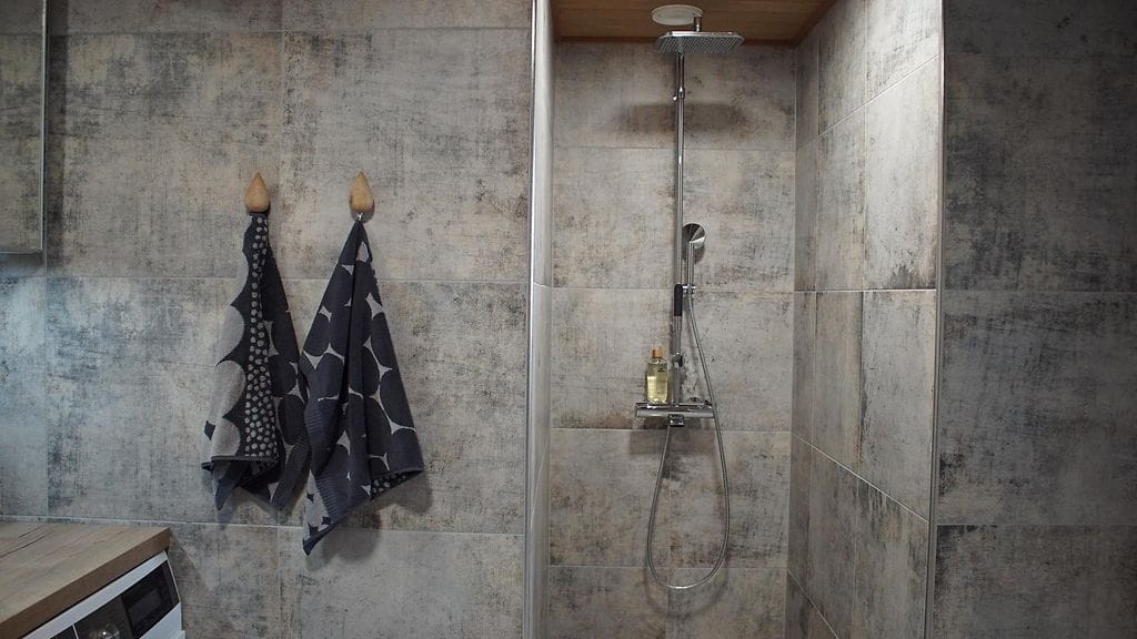 SKK5_EPS5_suihkutila_Turku