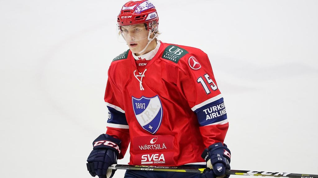 Anton Lundell teki Liiga-uransa avausmaalin.