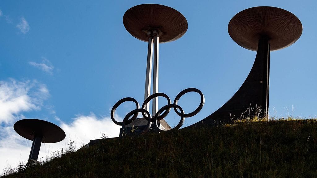 Vuoden 2026 talviolympialaisia hakee yhä kolme eri kaupunkia.